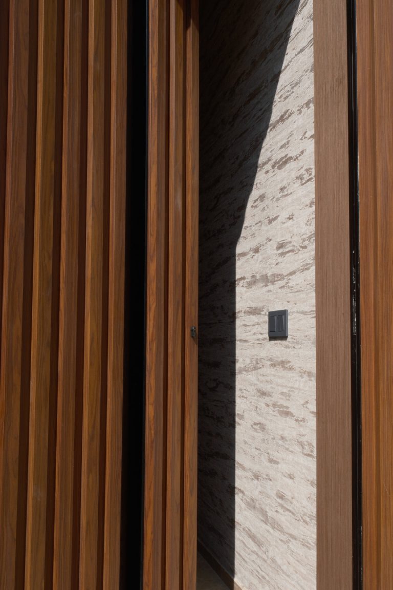 Terra Collection – Portes Pivot